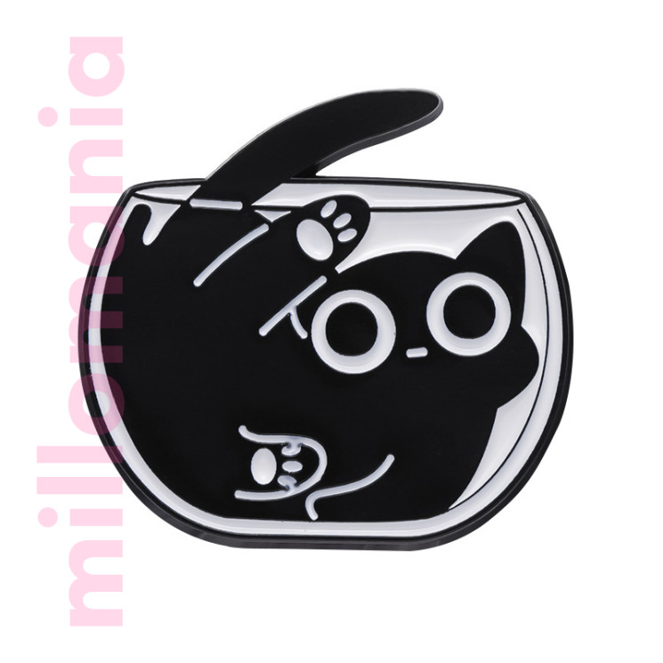 Значок металл Котик в емкости