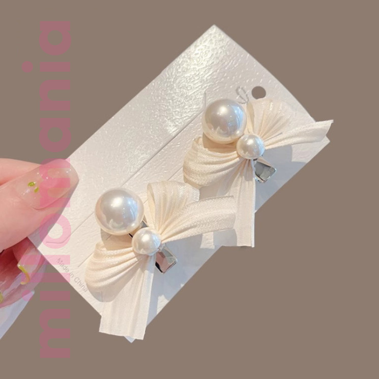 Заколка зажим Бант с бусинами