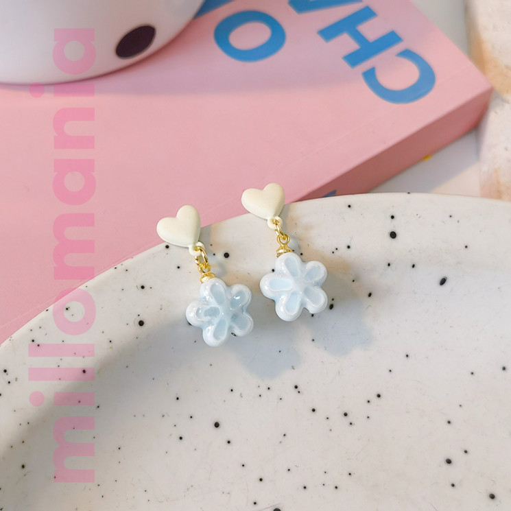 Серьги акрил Сердце Цветок